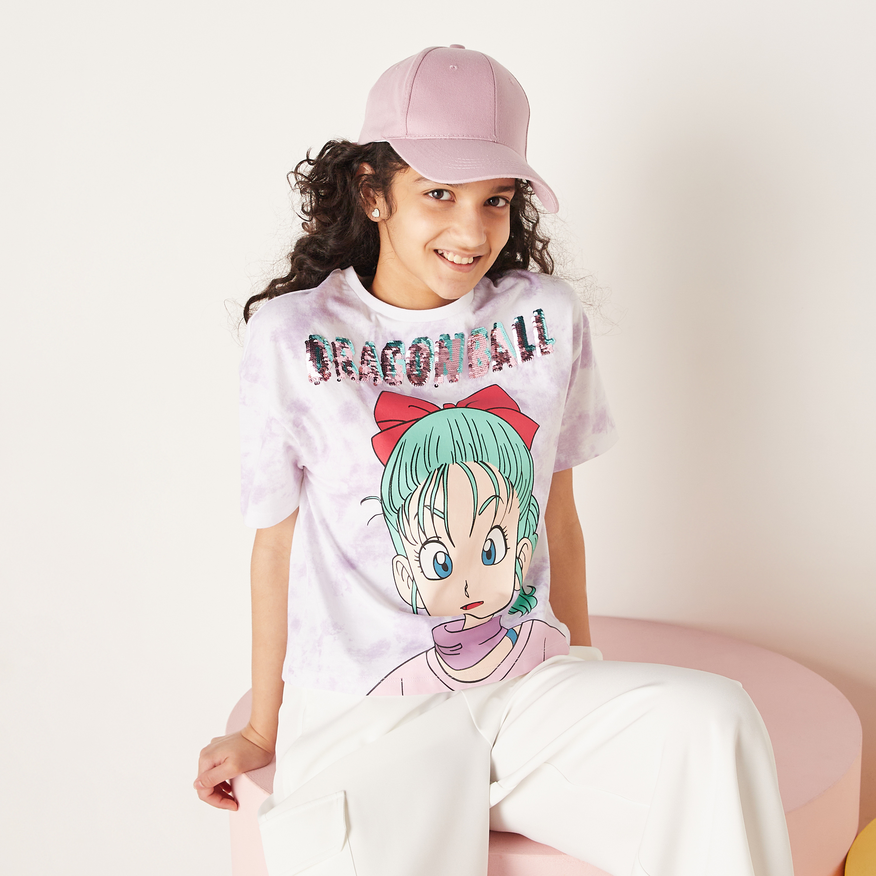 Camiseta bulma cheap pull and bear