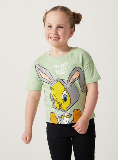 Tweety Print T-shirt with Round Neck and Short Sleeves