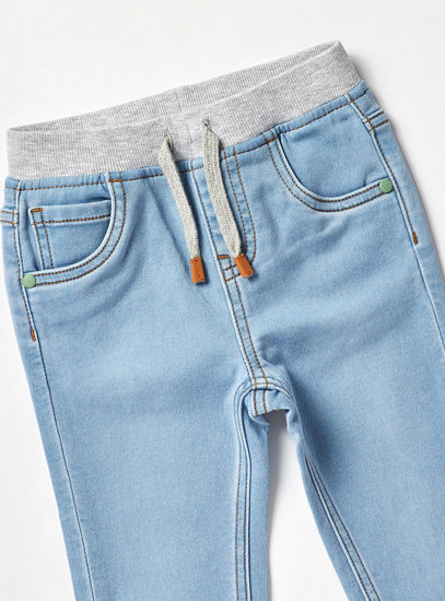 Solid Jeans with Drawstring Closure and Pockets