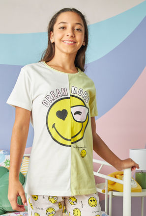 Emoji Print Cotton T-shirt and Pyjama Set-mxkids-girlseighttosixteenyrs-clothing-nightwear-sets-1