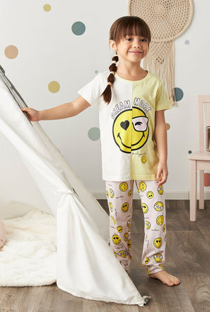 Emoji Print T-shirt and Pyjama Set-mxkids-girlstwotoeightyrs-clothing-nightwear-sets-3