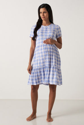 Checked Tiered Maternity Sleepshirt with Short Sleeves and Round Neck