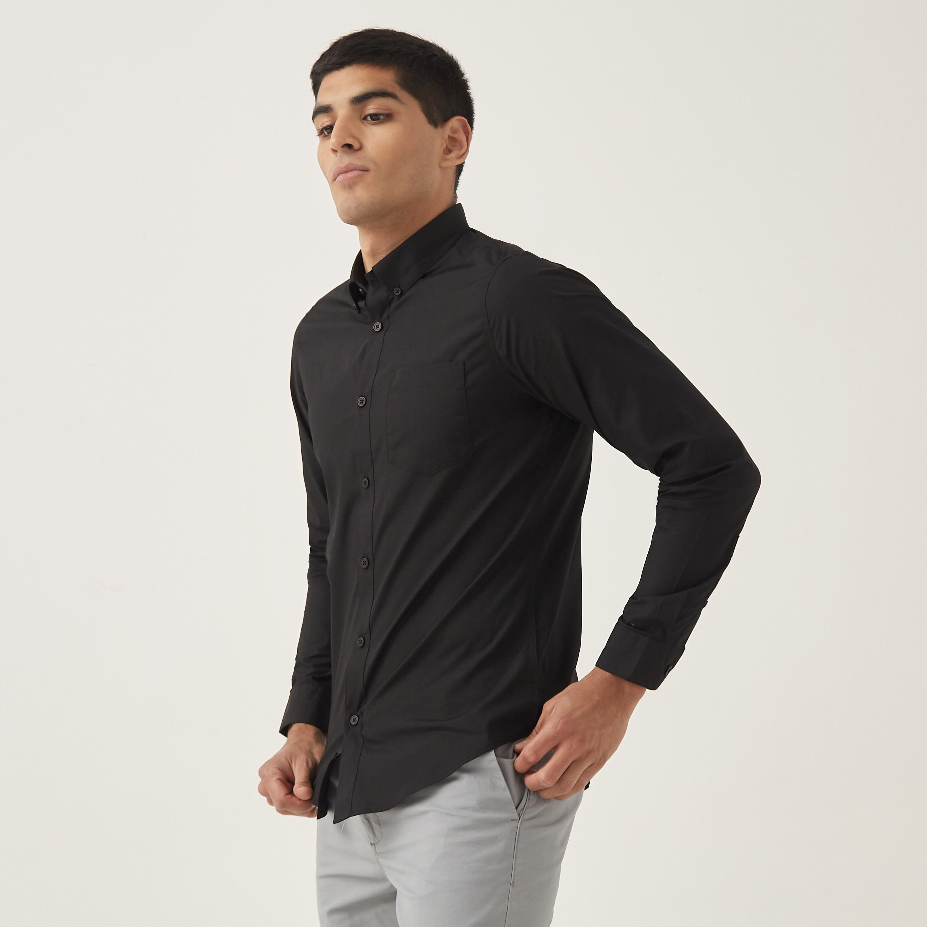 Slim fit store black button down