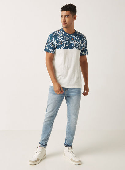 Panel Print Round Neck T-shirt with Short Sleeves