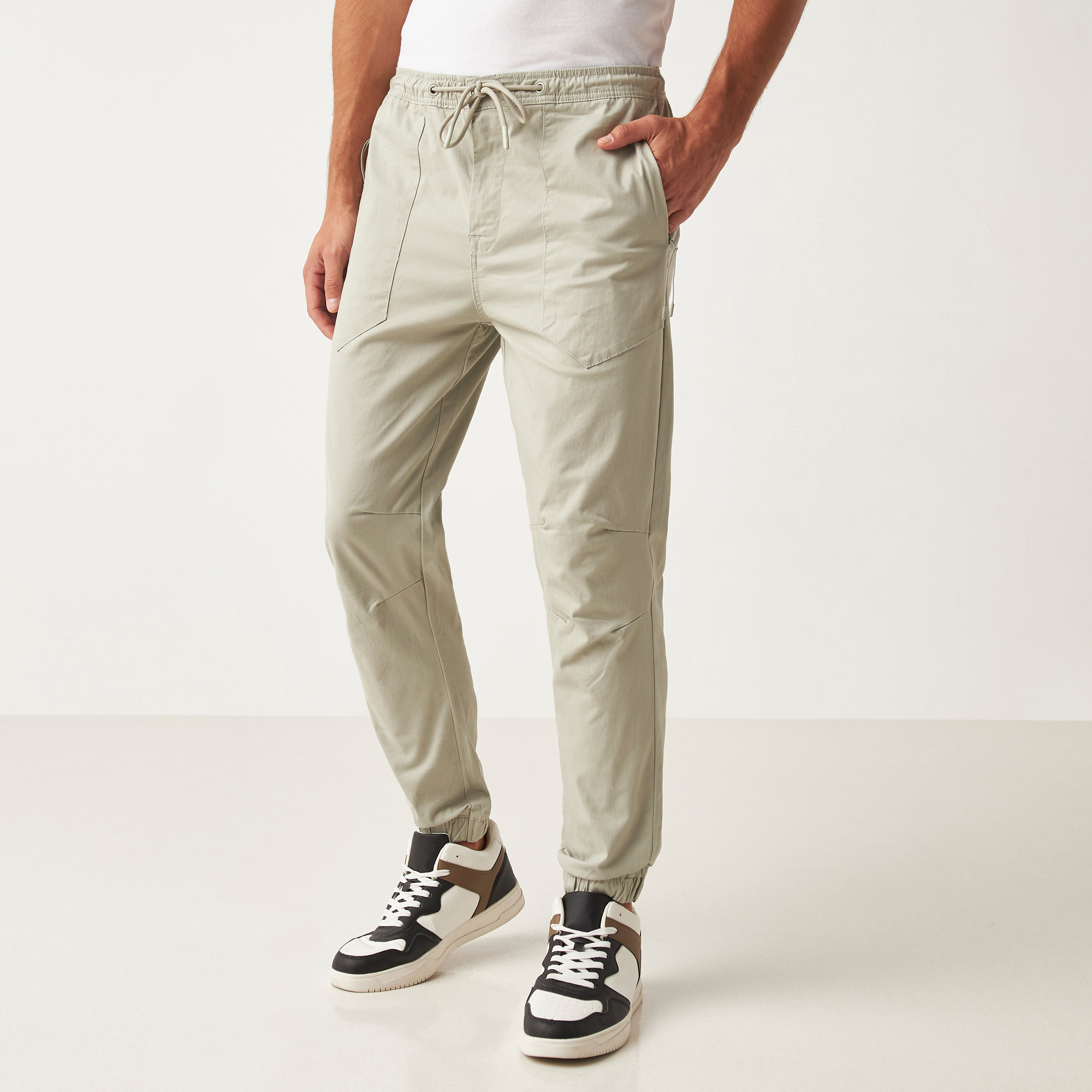 Max joggers online new arrivals