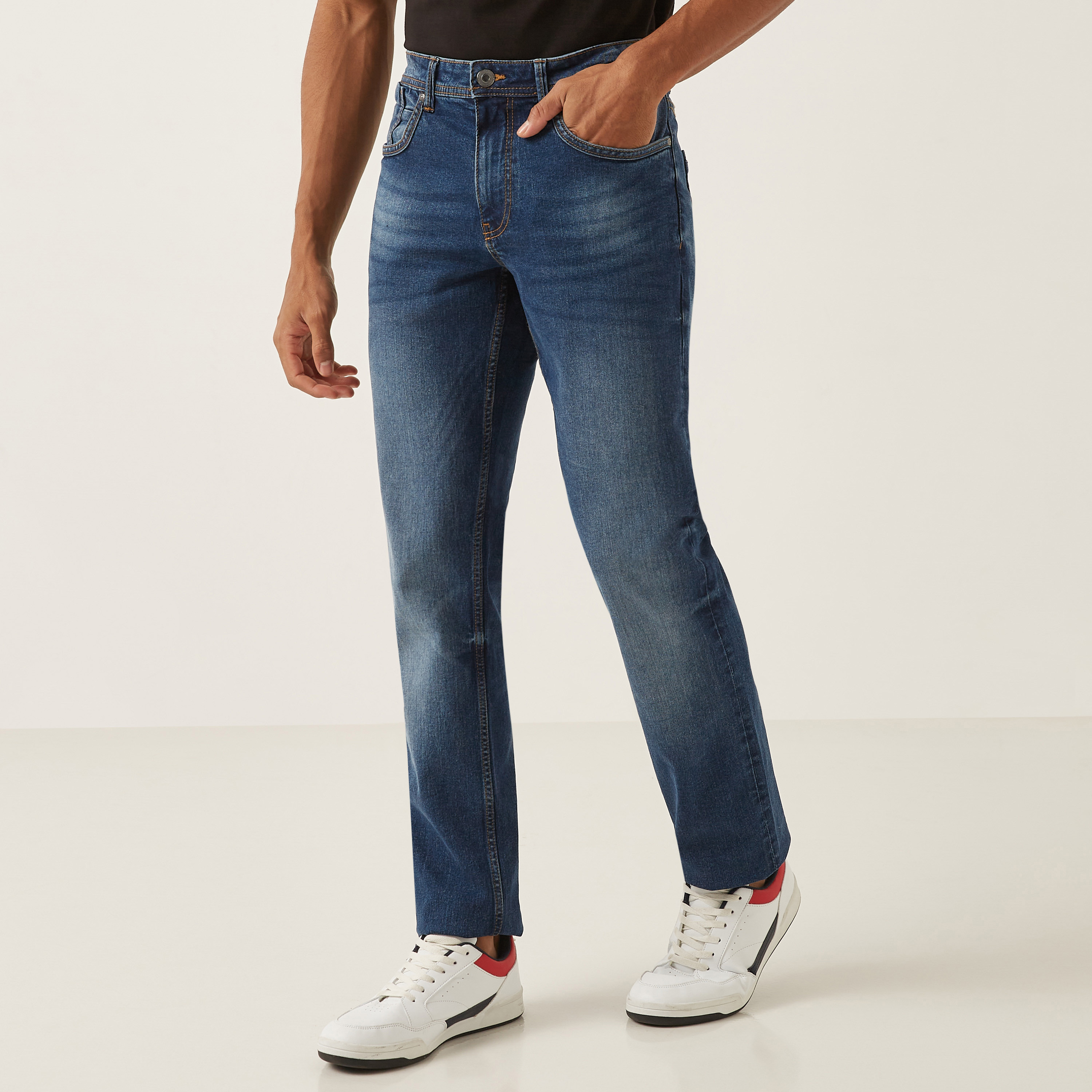 Straight fit shop jeans online