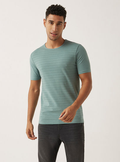 Textured Crew Neck T-shirt with Short Sleeves-T-shirts-image-0
