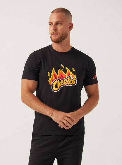 Cheetos Graphic Print T-shirt with Short Sleeves and Crew Neck