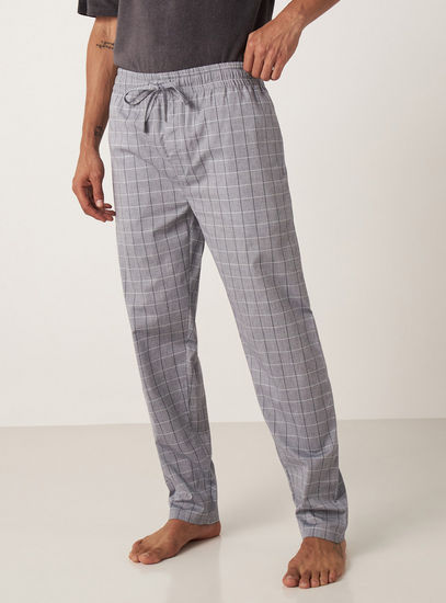 Checked Mid-Rise Pyjamas with Drawstring Closure and Pockets