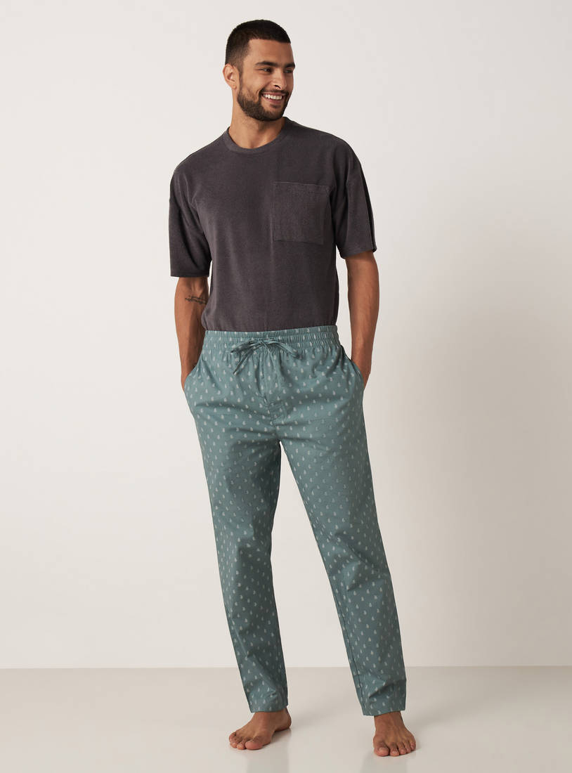 All-Over Print Mid-Rise Pyjamas with Drawstring Closure and Pockets-Shorts & Pyjamas-image-1