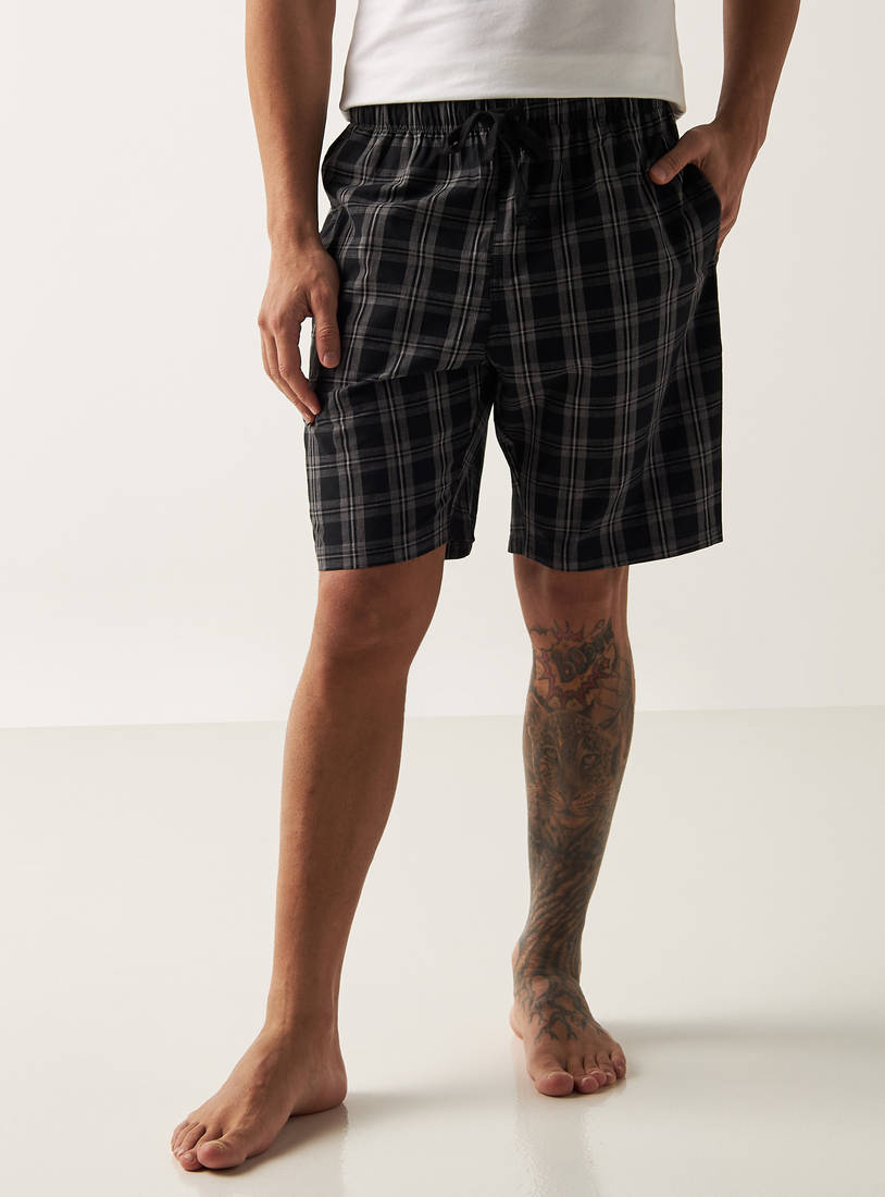 Checked Shorts with Pockets and Drawstring Closure-Shorts & Pyjamas-image-0