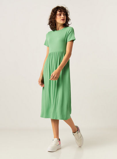 Textured Midi Dress with Round Neck and Short Sleeves-Midi-image-0