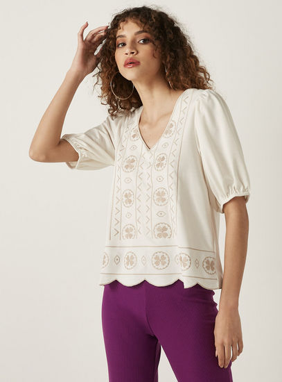 Embroidered Top with Puff Sleeves and Scalloped Hem