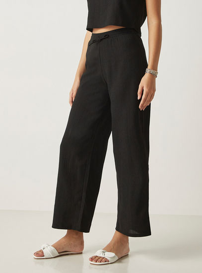 Solid Crepe Wide Leg Pant with Drawstring Closure