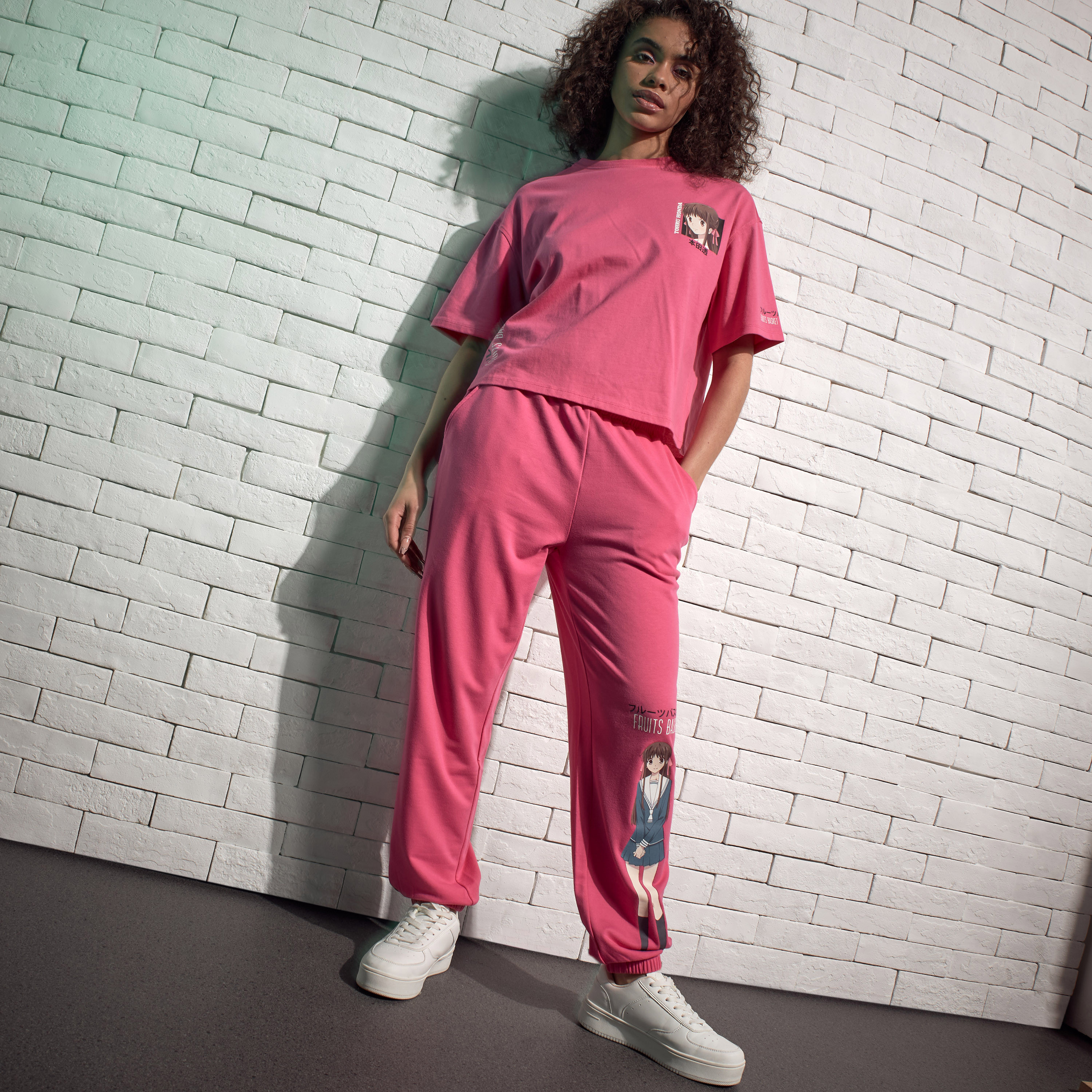 Fruit of the discount loom joggers pink