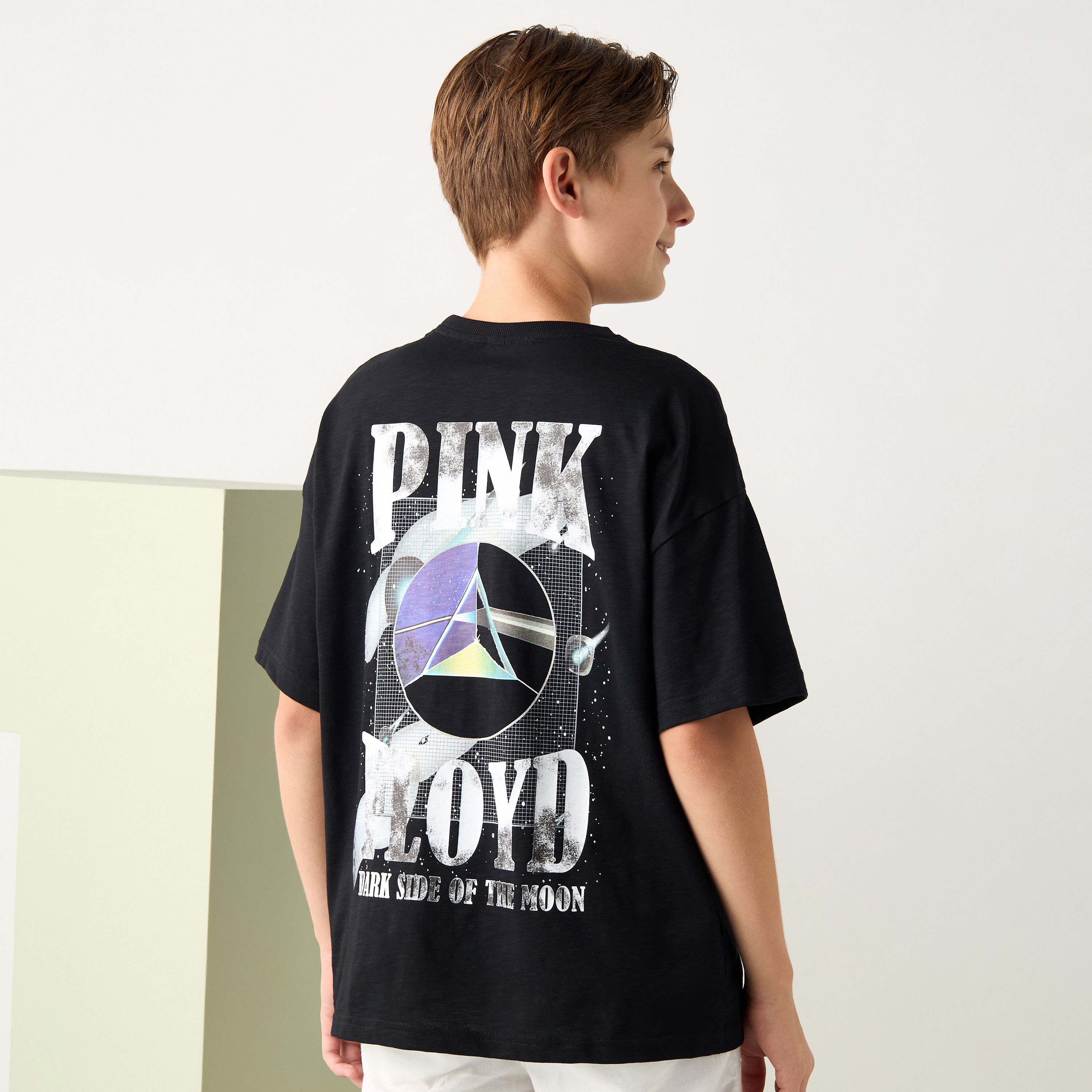 Pink floyd t shirt online hotsell