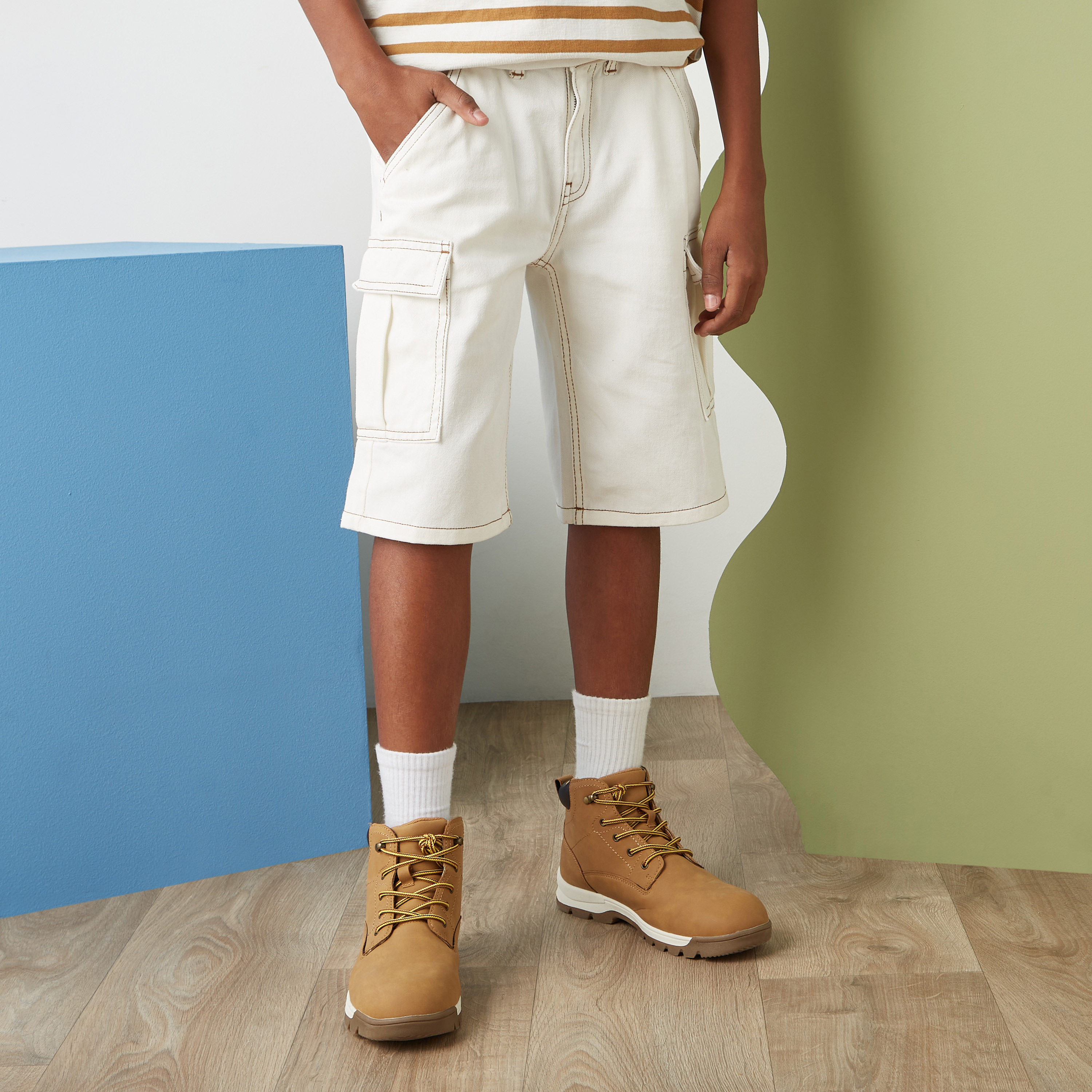 Cargo white sales shorts