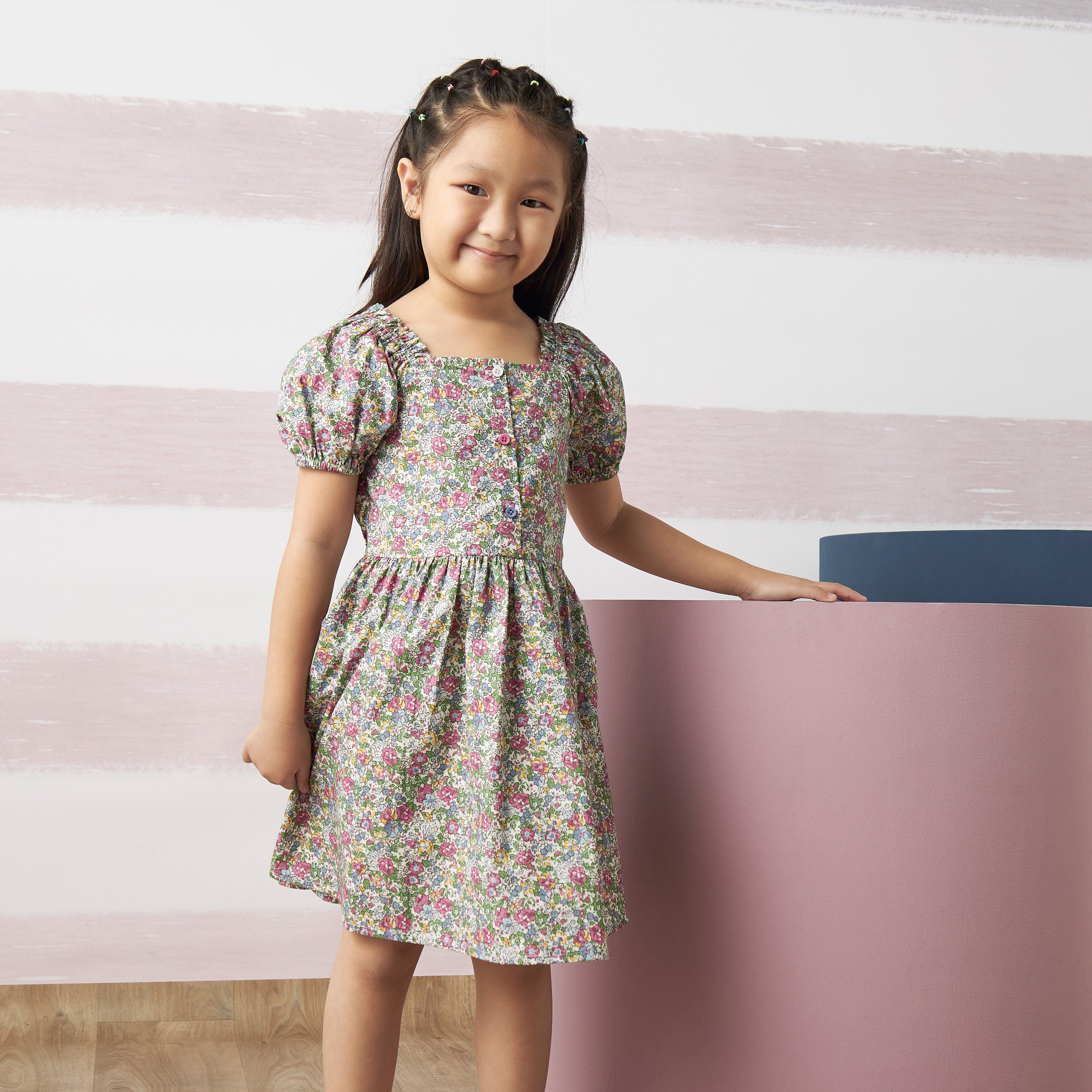 Max dresses shop for kids