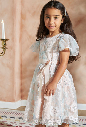 Floral Embroidered Dress with Tie-Up Belt-mxkids-girlstwotoeightyrs-clothing-dresses-casualdresses-3