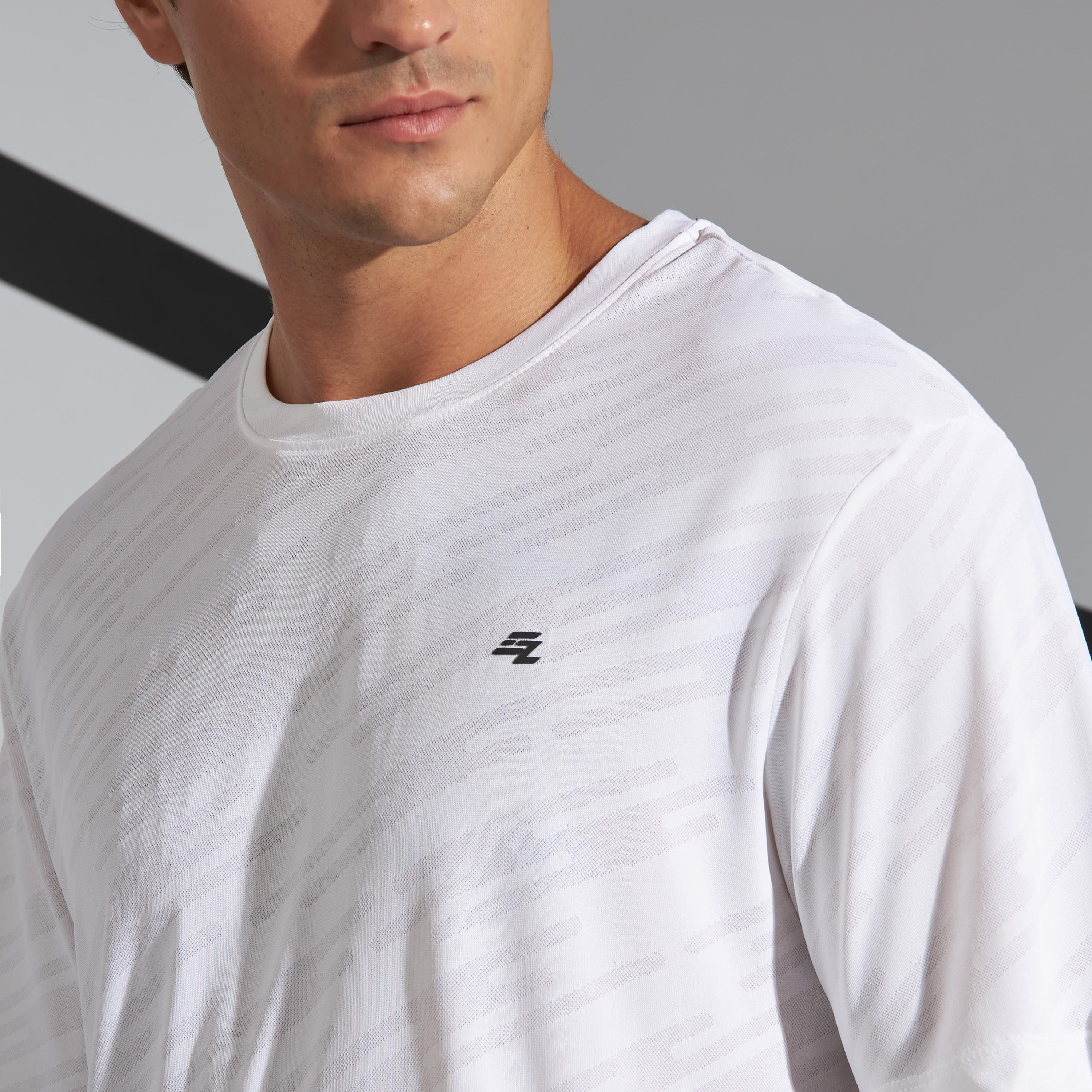 Shop Jacquard Mesh Performance T-shirt Online | Max Oman