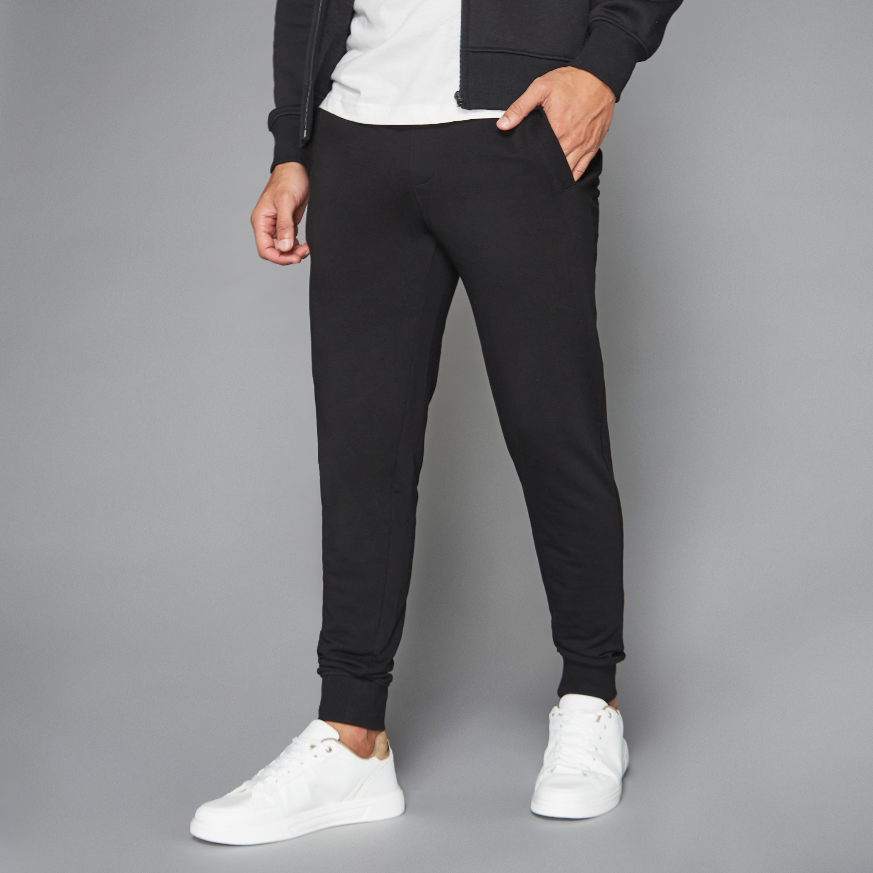 Plain joggers store