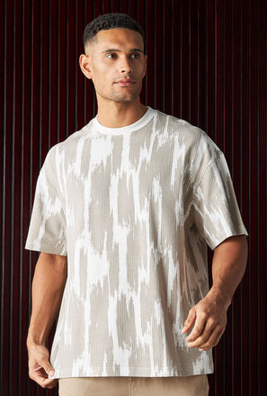 All-Over Textured T-shirt-mxmen-clothing-tops-tshirts-1