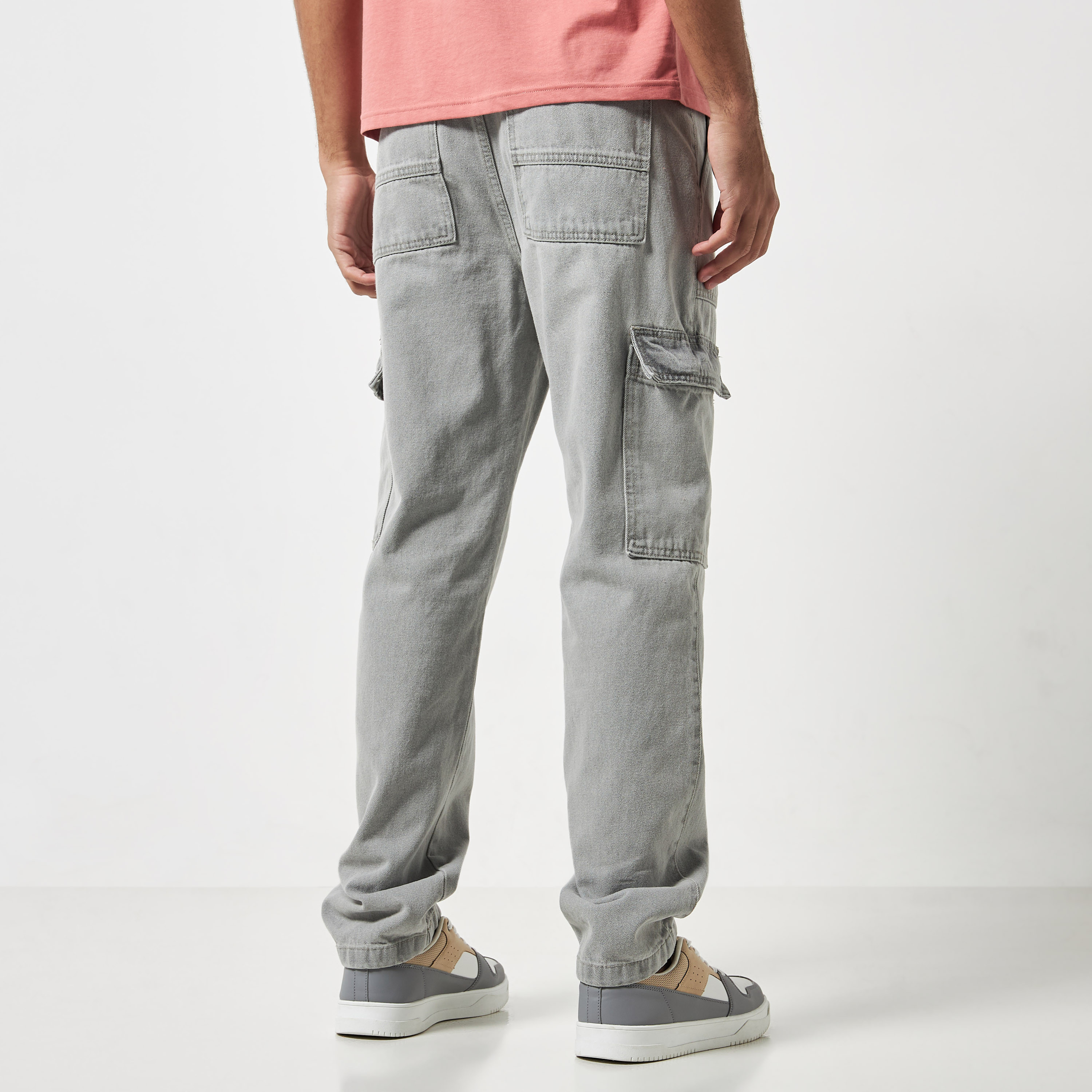 Shop Relaxed Fit Cargo Jeans Online | Max Qatar