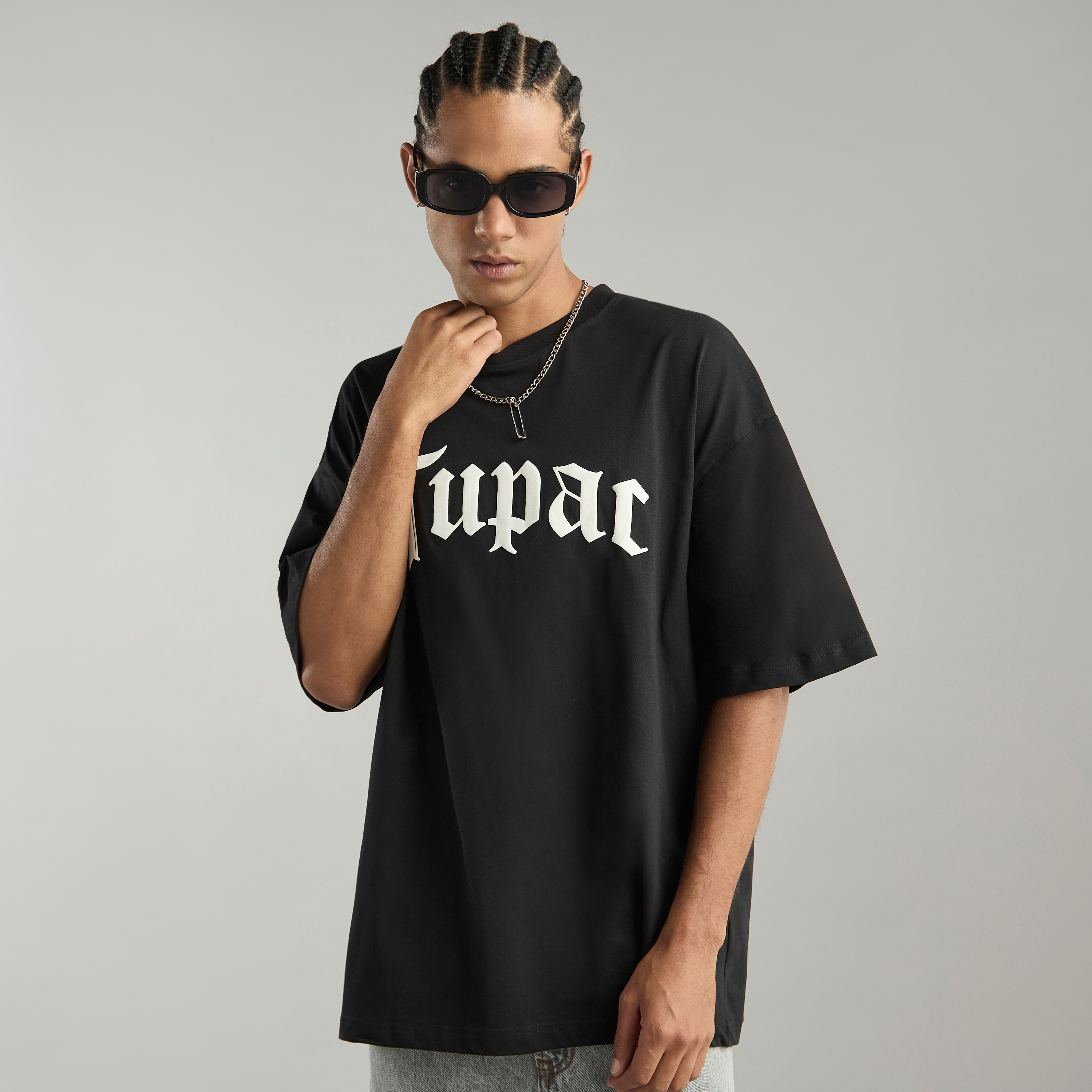 Shop Tupac Shakur Print Loose Fit T-shirt Online | Max UAE