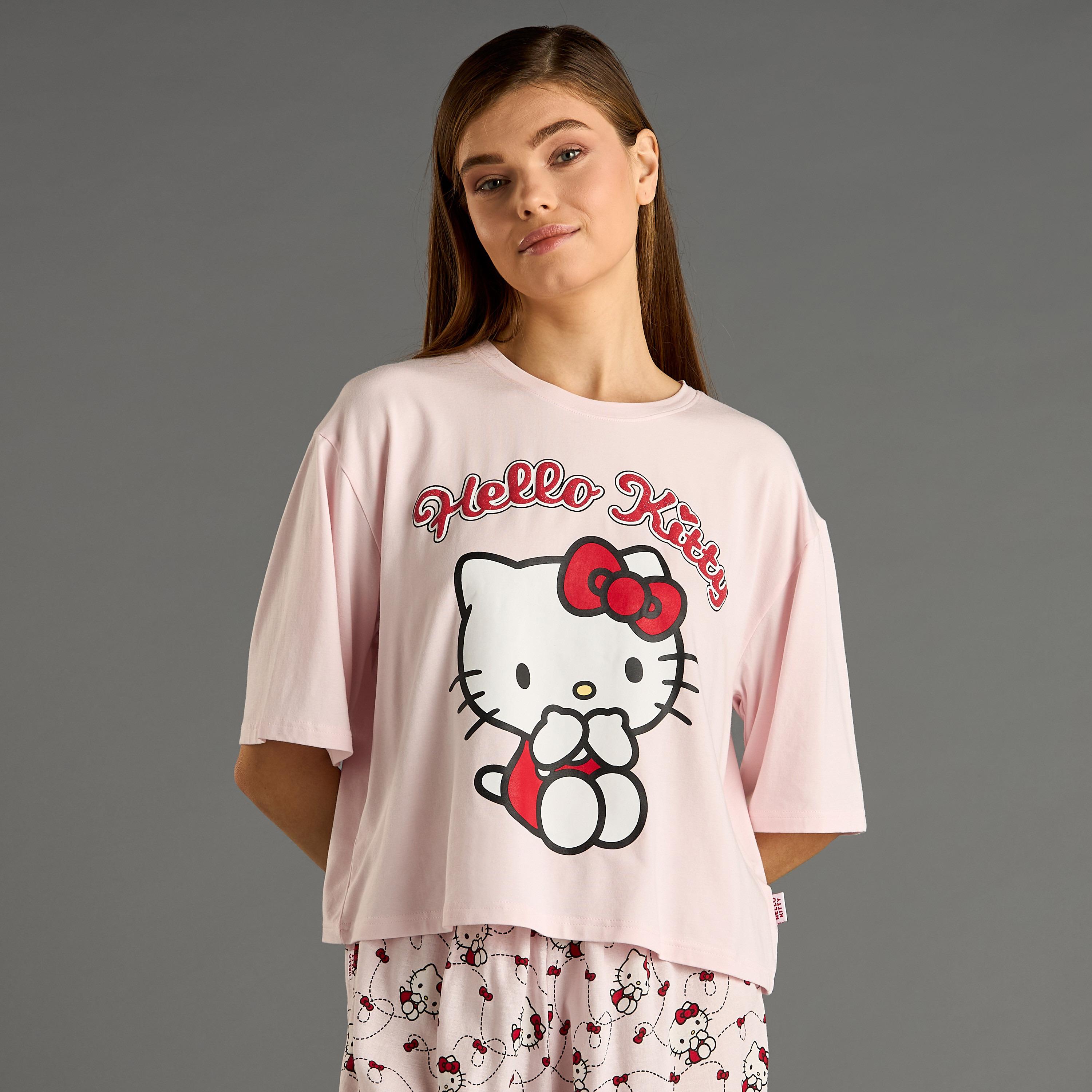 Shop Hello Kitty Print T-shirt and Pyjama Set Online | Max UAE