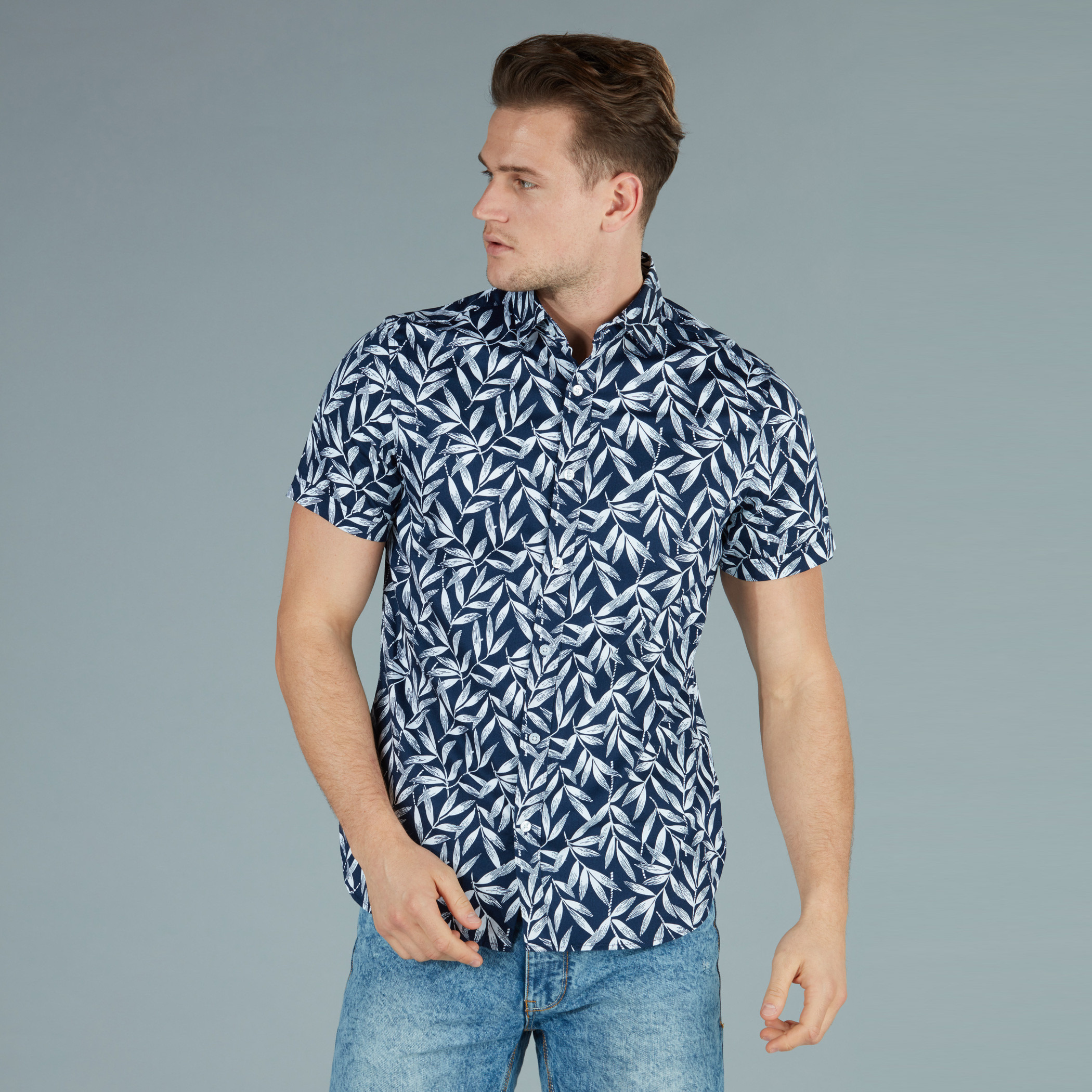 Jeans hot sale printed shirt