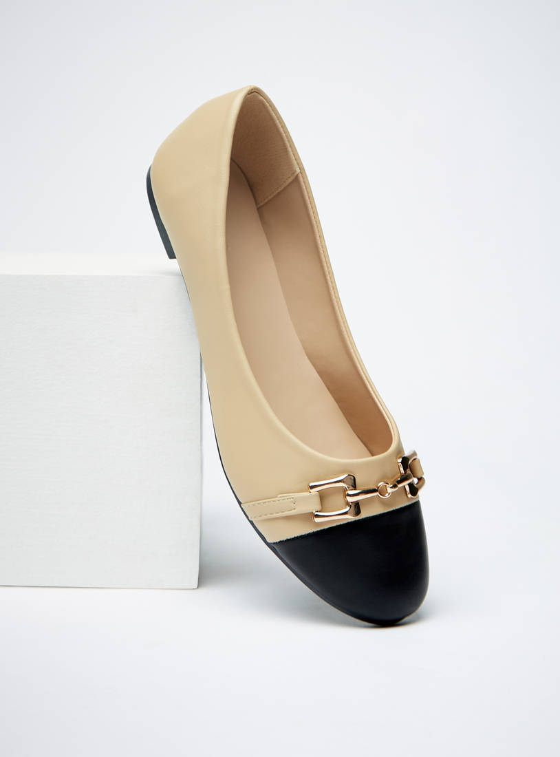 Embellished Slip-On Round Toe Ballerina Shoes-Ballerinas-image-0