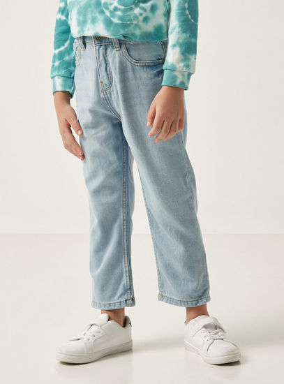 Solid Relaxed Fit Jeans with Button Closure and Pockets