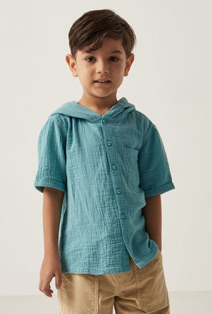 Textured Short Sleeve Shirt with Hood and Pocket