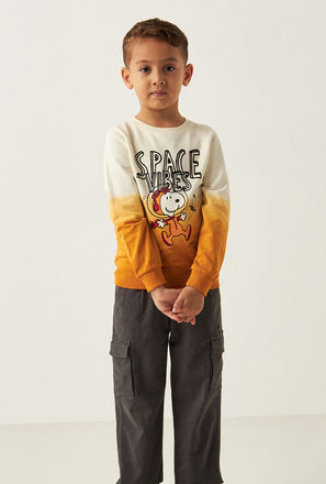 Snoopy Dog Print Sweatshirt with Crew Neck and Long Sleeves