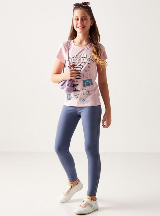 Embossed Print Round Neck T-shirt with Short Sleeves