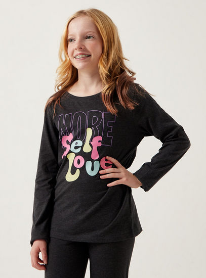 Slogan Print Round Neck T-Shirt with Long Sleeves