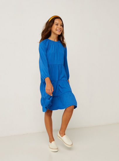 Crinkle Texture Tiered Dress with Long Sleeves and Round Neck
