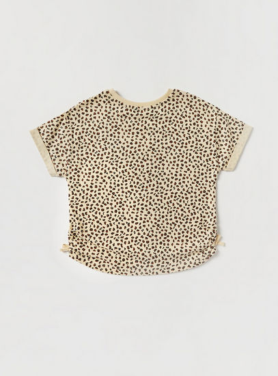 Animal Print Round Neck T-shirt with Short Sleeves and Bow Accent