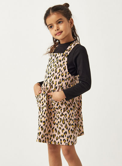 Animal Print Pinafore and Solid Crew Neck T-shirt Set