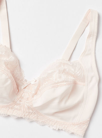Solid Non-Padded Underwired Bra with Lace Detail