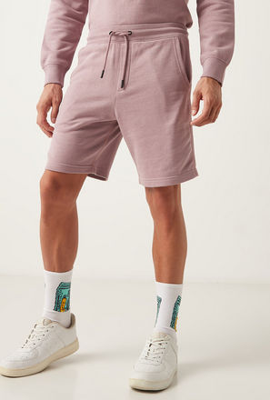 Solid Anti-Pilling Shorts with Drawstring Closure and Pockets