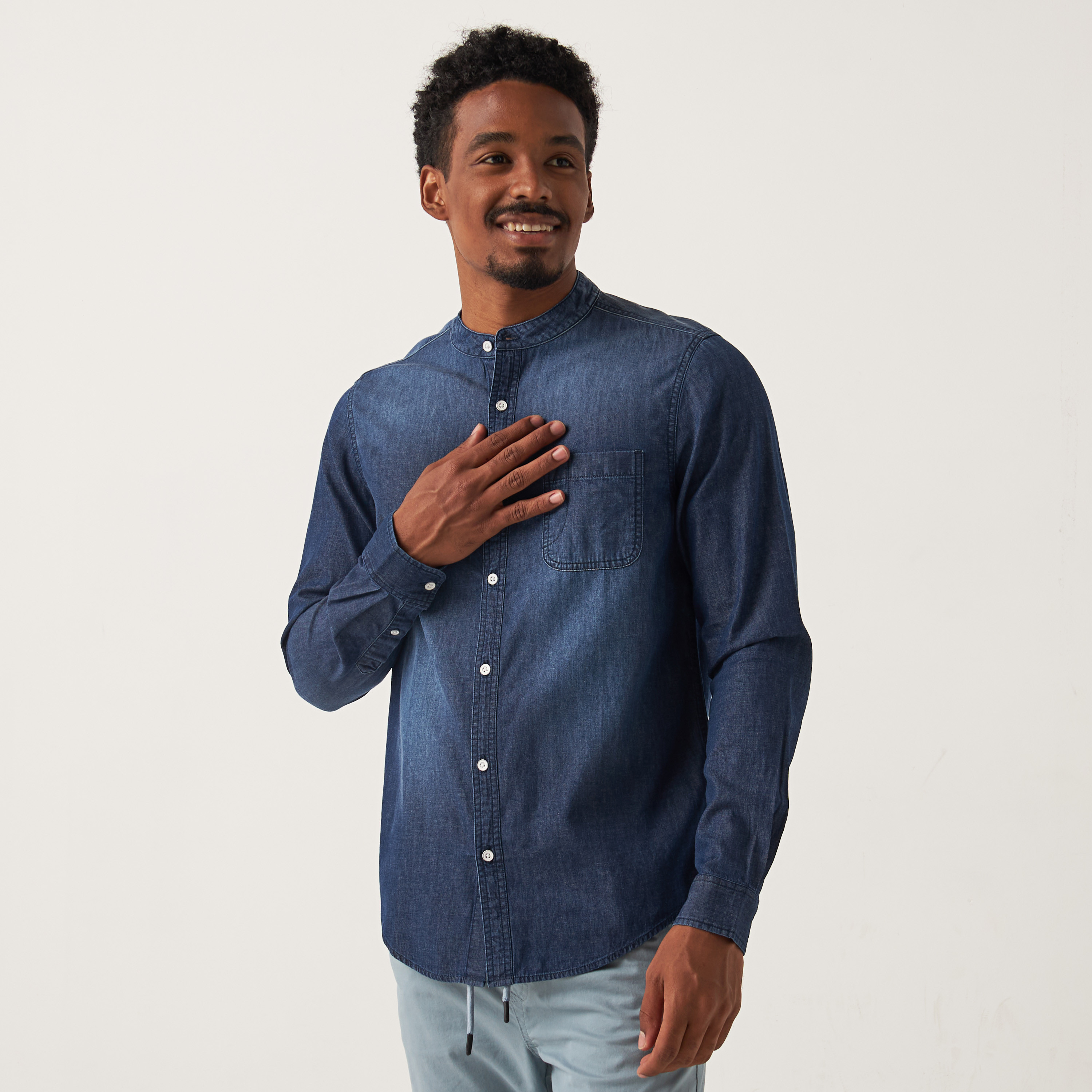 fcity.in - Denim Black Solid Casual Regular Fit Mandarin Collar Shirt For  Men /