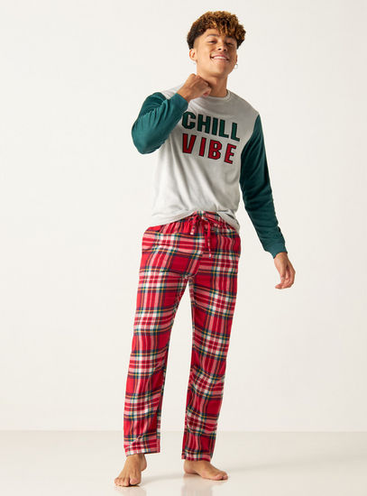 Printed Long Sleeve T-shirt and Full Length Checked Pyjama Set