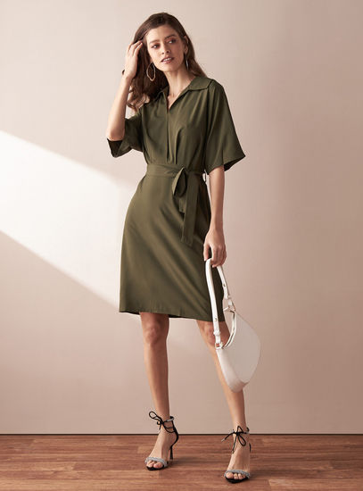 Solid Short Sleeves Dress with Collar and Tie-Up Belt