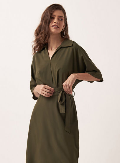 Solid Short Sleeves Dress with Collar and Tie-Up Belt
