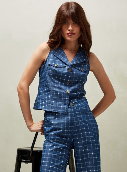 Checked Sleeveless Top with Lapel and Pockets