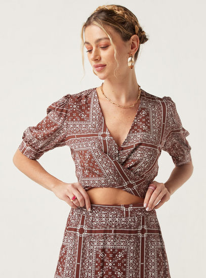All Over Print Crop Top with V-neck and Short Sleeves
