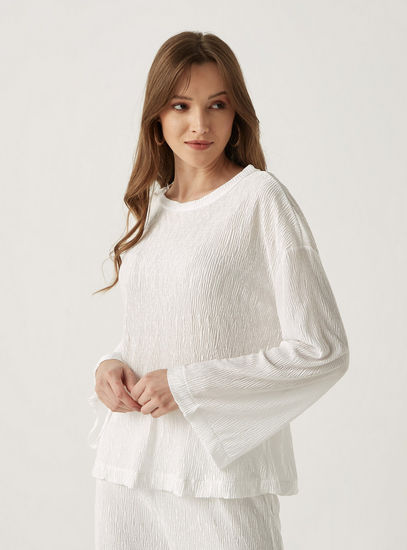 Textured Top with Round Neck and Long Sleeves