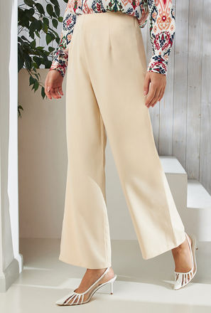 Solid Mid-Rise Pant with Zip Closure