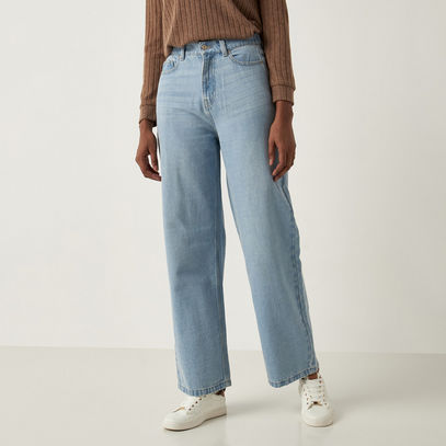 Solid Wide Leg Jeans with Button Closure and Pockets